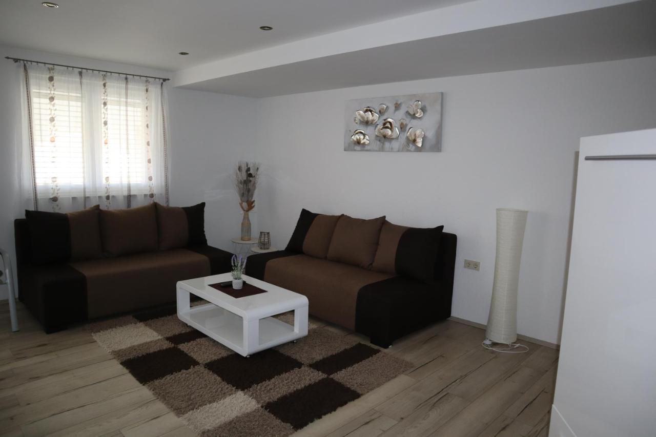 Apartmani Sanja Vir Esterno foto