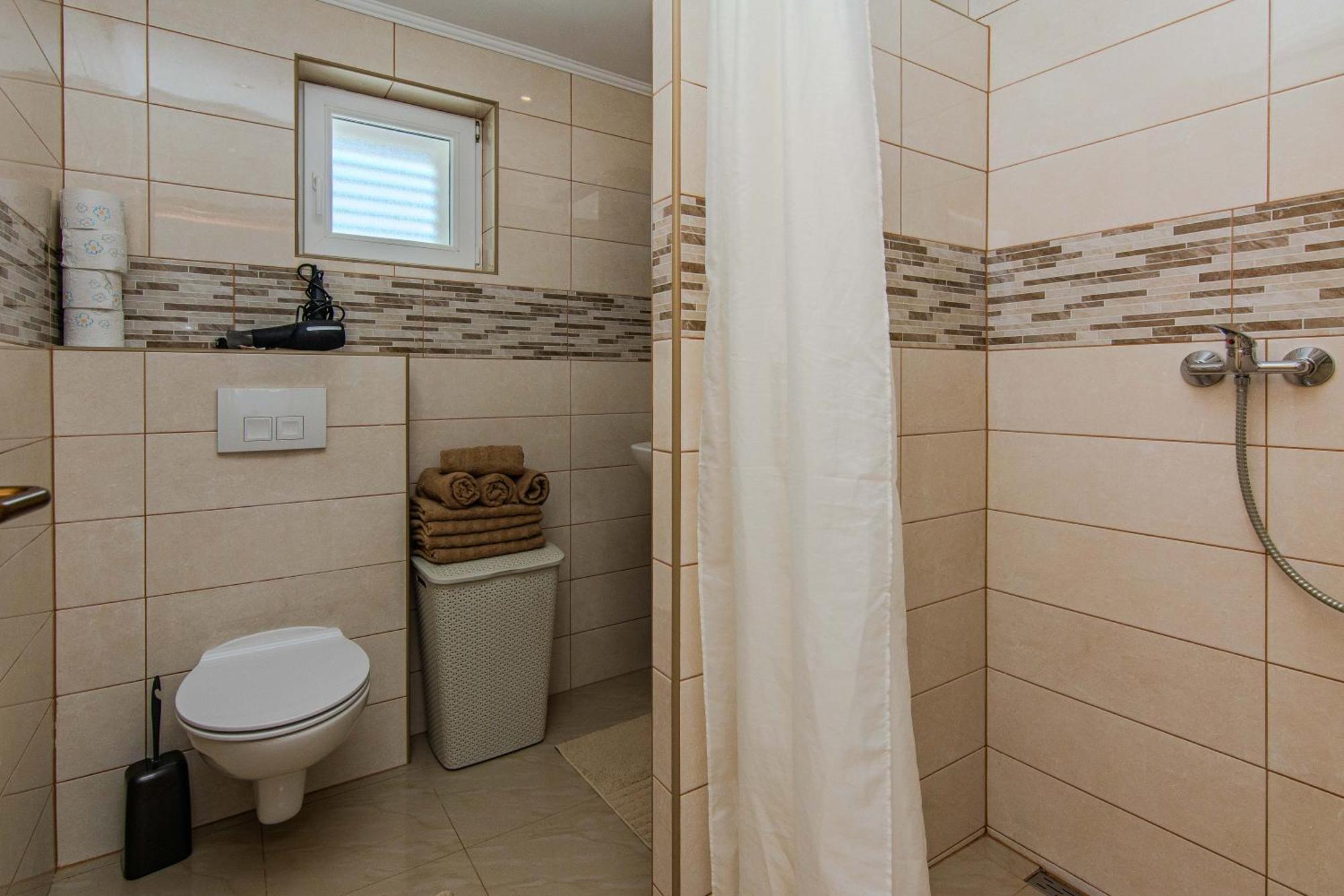 Apartmani Sanja Vir Esterno foto
